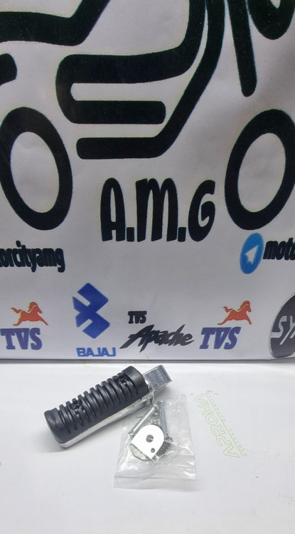 جاپایی جلو چپ موتور بنلی 150/250 قدیم و عقب بنلی 150 و جلو مگلی 200/250