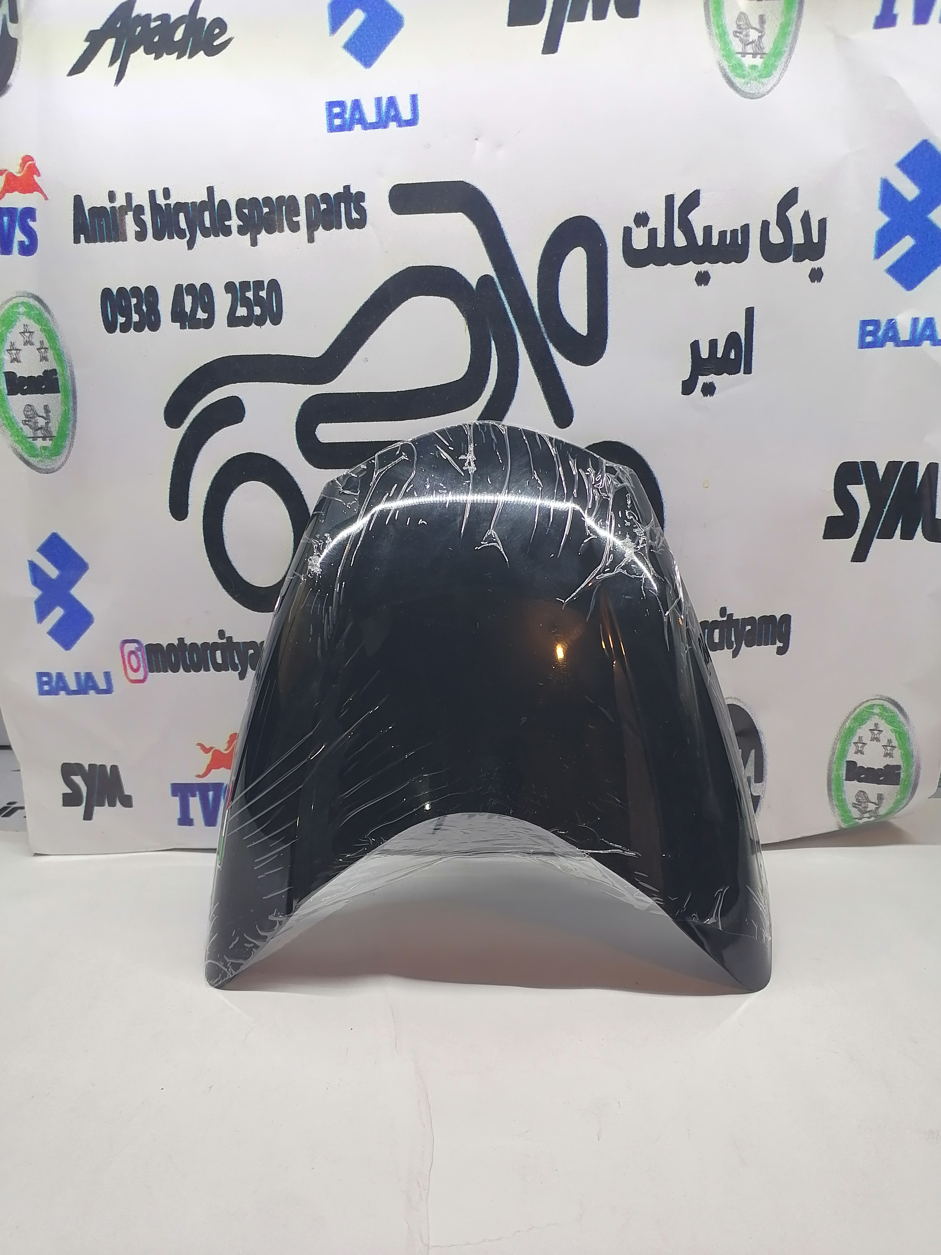 طلق دودی بالای کیلومتر روی کنسول جلو اپاچی 180 ، 160 ، 150 جدید
