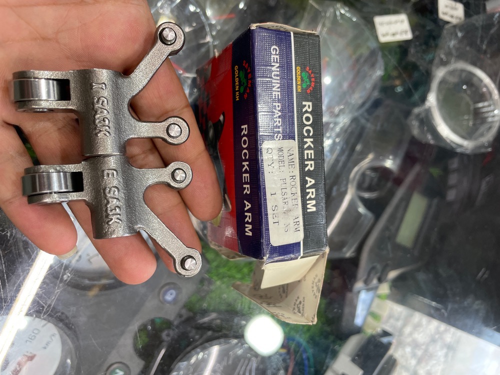 انگشتی موتور پالس NS 200 ان اس و RS 200 ار اس (جفتی)